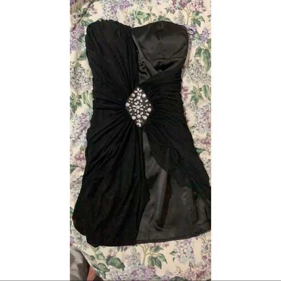 Little Black Dress - Picture 2 of 3